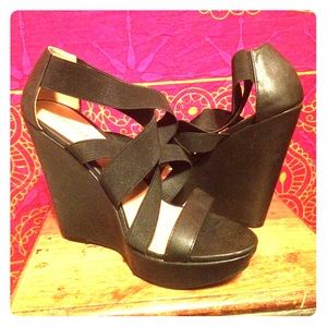 (NEW) Strappy Black Chinese Laundry Wedges