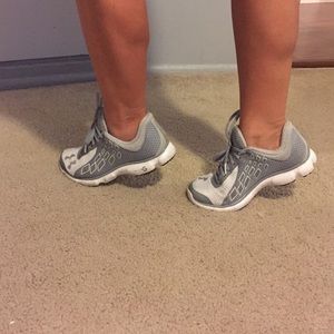 Under armour tennis shoes