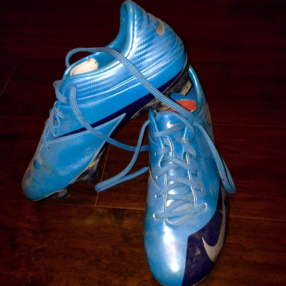 NIKE Soccer kleets