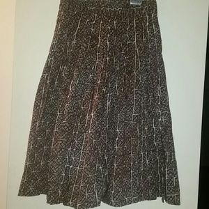 Brown print skirt