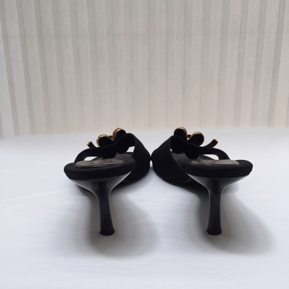 💢SOLD💢Like New Black CHANEL Slides 37 - Picture 3 of 4