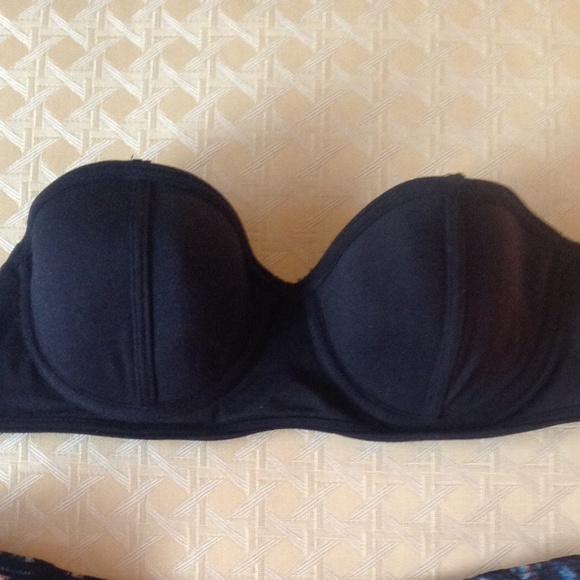 Strapless bikini top