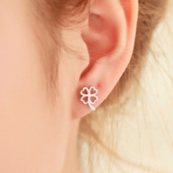 925k sterling silver 4 leaf clover earrings - Picture 2 of 3