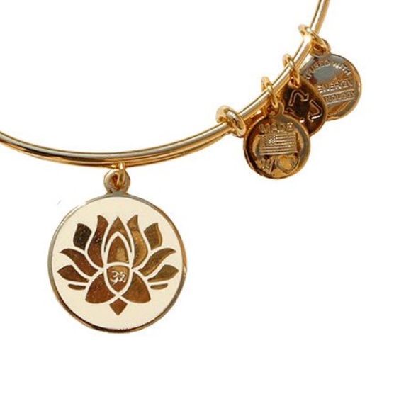ISO!Alex and Ani Lotus ivory epoxy/Sunburst Beaded