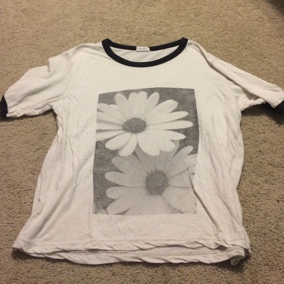 Brandy Melville Crop top