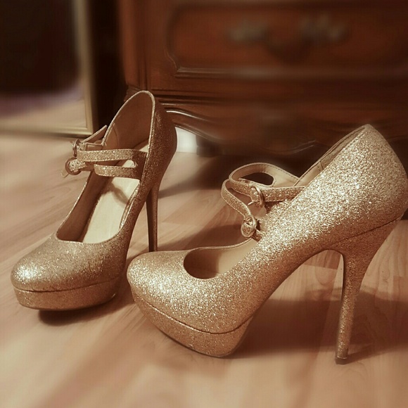 Charlotte Russe Gold Glitter Heels