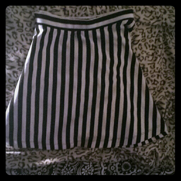 Black & White Skater SKirt