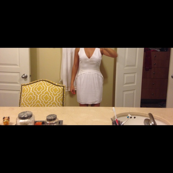 Cocktail white dress - Picture 1 of 4