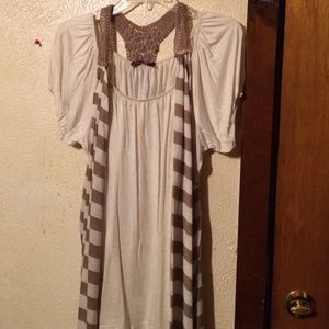 Very cute blouse for casual wear