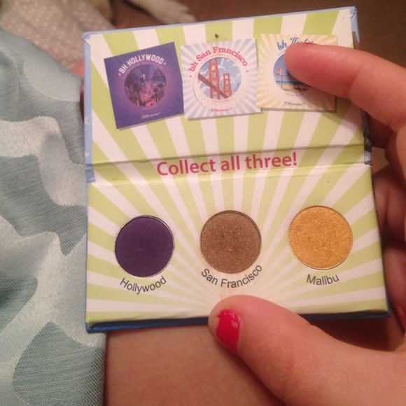 TRADED ❤️ - Picture 3 of 3