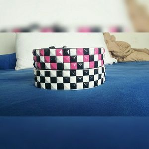 Checkered belts