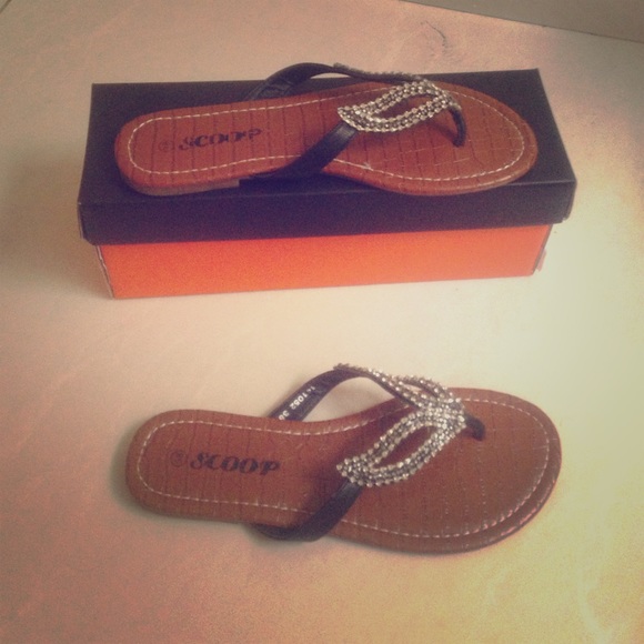 Fancy diamonds slippers - Picture 1 of 2