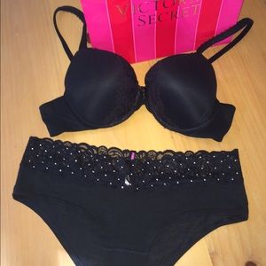 VS Perfect Body Push Up Bra and PINK Hipster