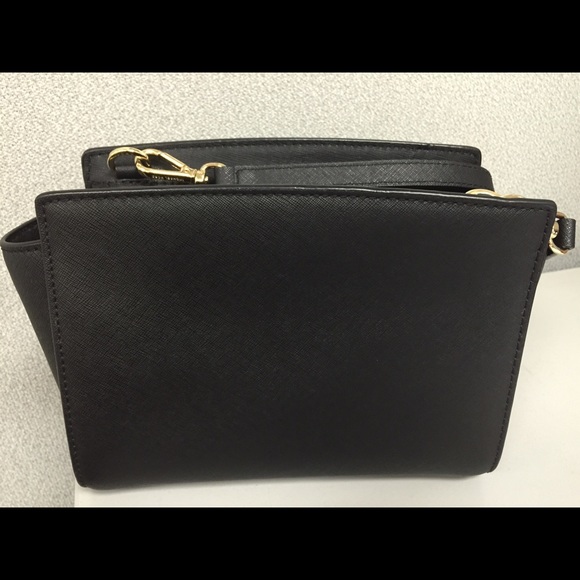 Real Michael kors hand bag - Picture 2 of 4