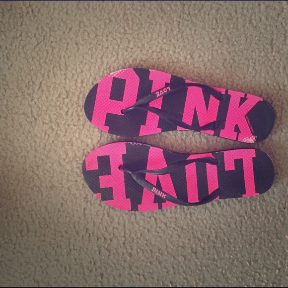 VS PINK Flip Flops 6.5/7