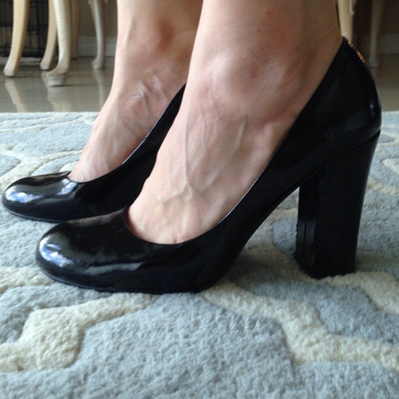 Chinese laundry size 8 heels