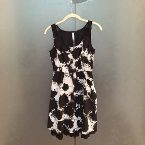 Kensie Dress