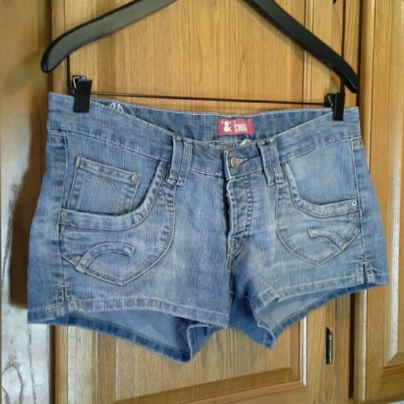 H&M Lightwash denim shorts