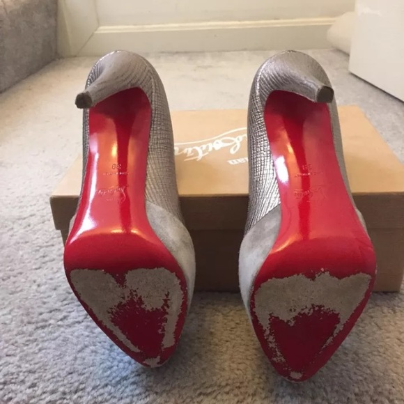 Christian Louboutin Maggie Pumps in Pewter - Picture 3 of 4