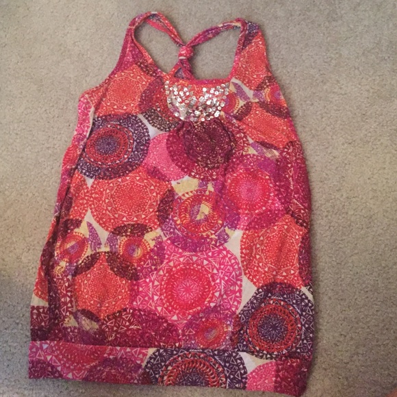Bright summer tank