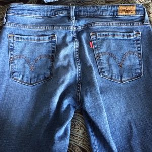 Levi's jeans. Size 10