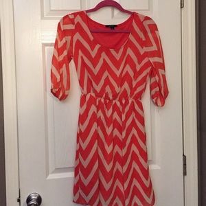 Chevron dress🔥final price reduction🔥