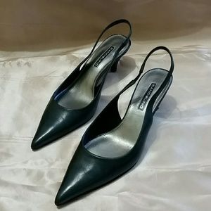 Bandolion navy blue pumps