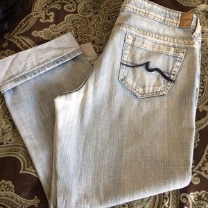 Maurice's denim capris.