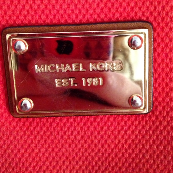 MK purse - Picture 3 of 4