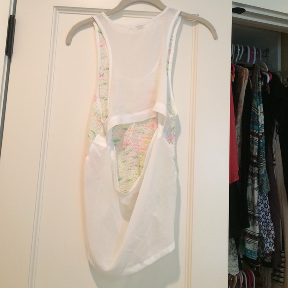 LF top - Picture 2 of 2