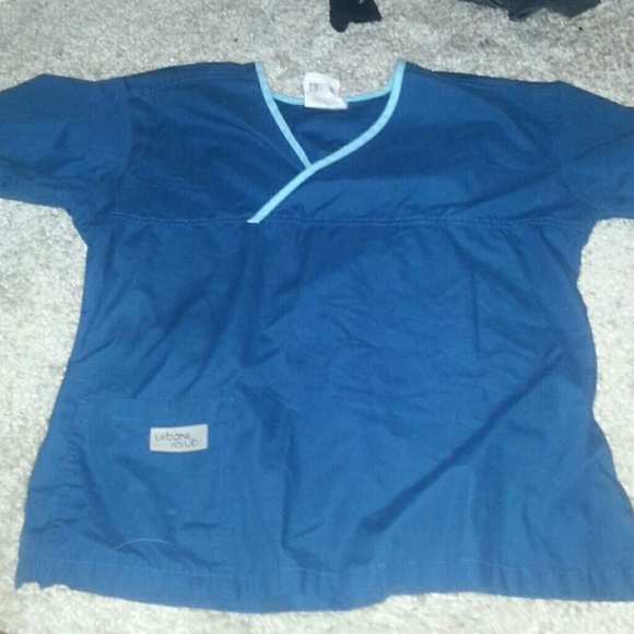 Scrub top