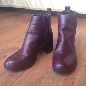 Maroon Heeled Chelsea boots