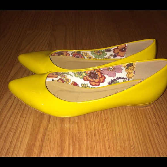 Yellow Flats