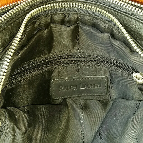 Handbags - Picture 4 of 4