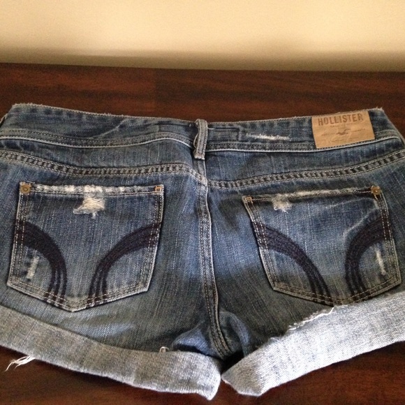 Hollister short - Picture 2 of 2