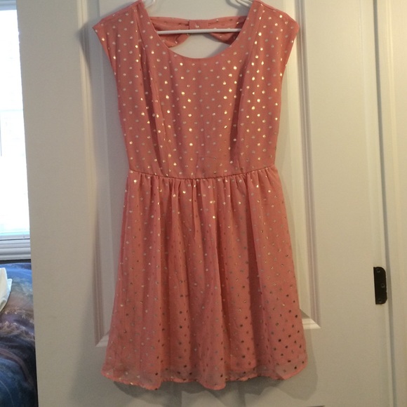 🌻reserved🌻 🎉host pick🎉 Pink and gold dress 💕