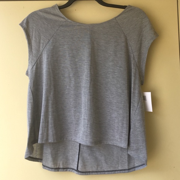 High Low Muscle Tee Kensie NWT - Picture 2 of 4