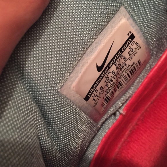 Lebron 11 8/10 condo - Picture 3 of 3