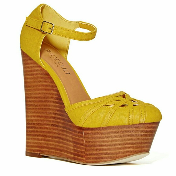 Nasty Gal Shoes - Shoe Cult by Nasty Gal Janis Wedge