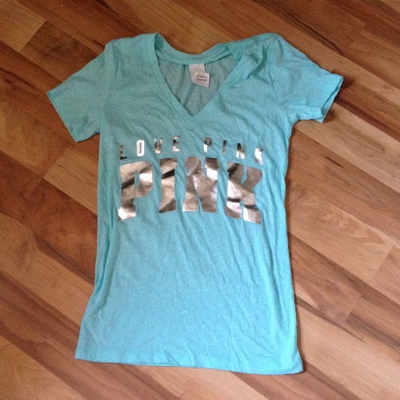 Pink Victoria's Secret T-Shirt light blue Medium