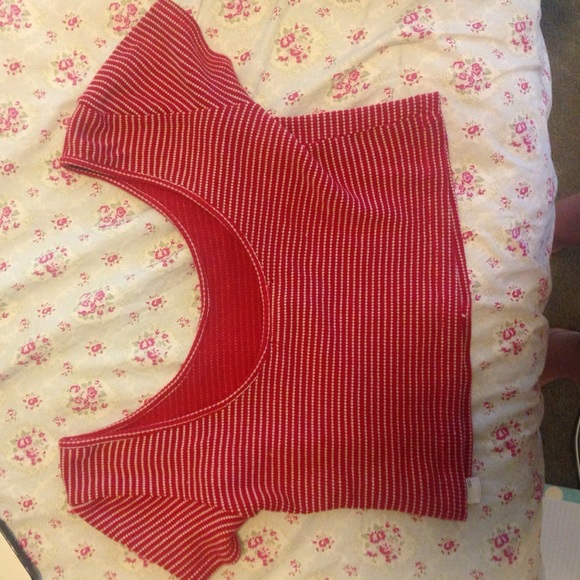 Red  crop top $1 with any purchase! - Picture 2 of 3