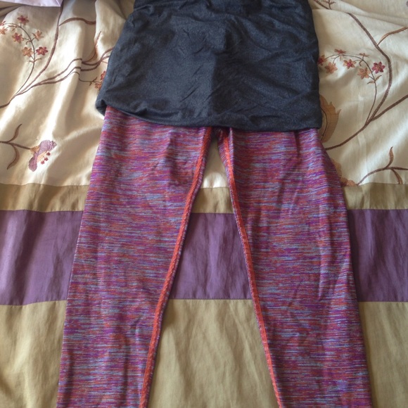 Printed lululemons - Picture 1 of 4