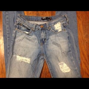 *flash sale* BDG boyfriend jeans sz 26