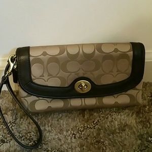 Coach clutch wristlet