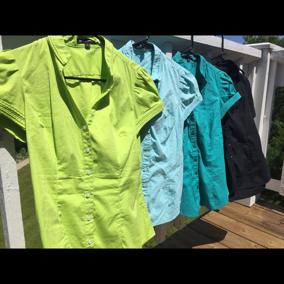 EXPRESS Design Studio Button-Up (green)
