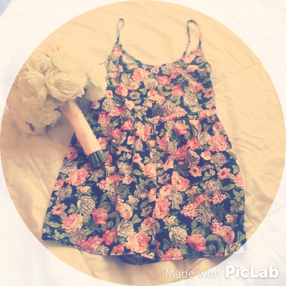 💕✳️ simple floral romper