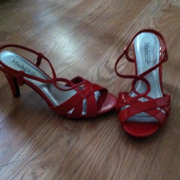 Red heals - Picture 2 of 3