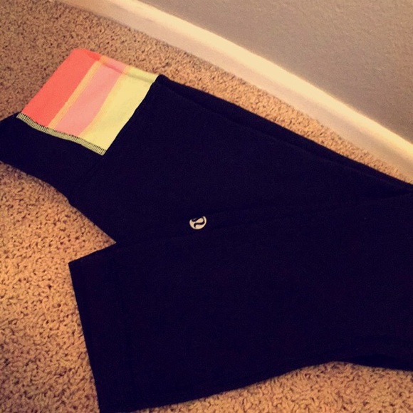 Lululemon cropped wonder unders size 2