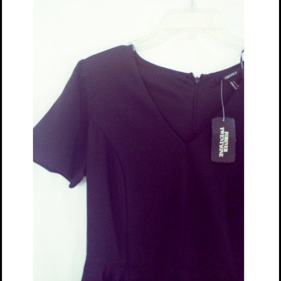 NWT Forever 21 black peplum dress - Picture 3 of 4