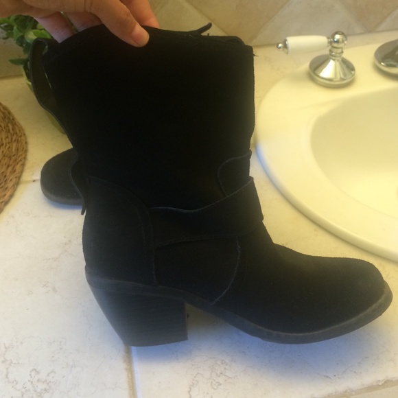 Black biker style boot - Picture 3 of 4